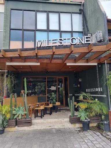 MILESTONE WAFFLE & COFFEE