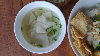 MIE ASRI - HANG TUAH SANUR