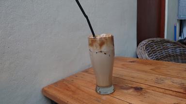 NYOMAN KEDAI COFFEE