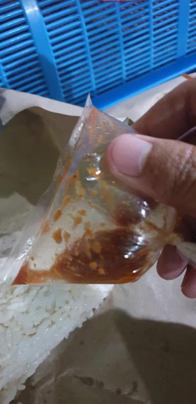 LALAPAN NASI UDUK MAS OYIK 2