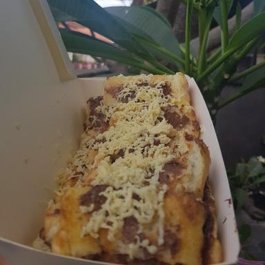 ROTI BAKAR CROOT