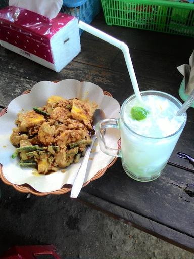 WARUNG BU DONI