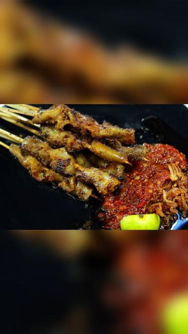 WARUNG SATE NIKMAT - SESETAN RAYA