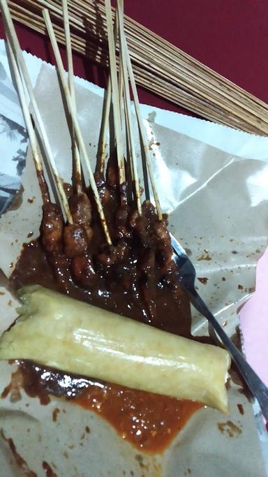 WARUNG SATE PAK SAKERA MADURA