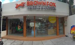 Photo's Brownfox Waffle & Coffee