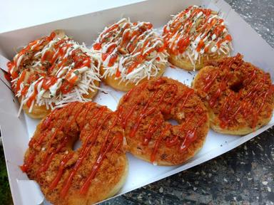 GULALI DONUTS