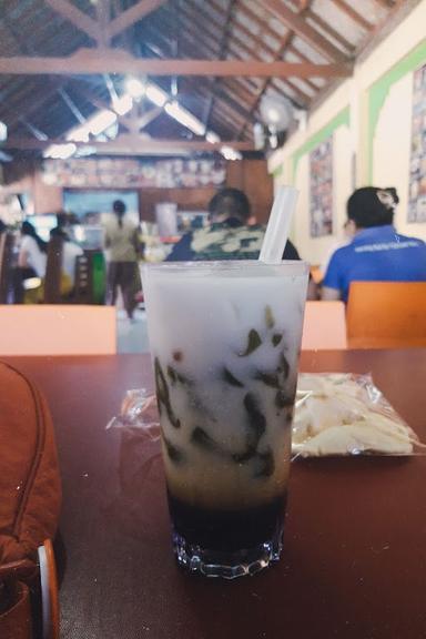 WARUNG RUJAK MERDEKA KHAS BULELENG