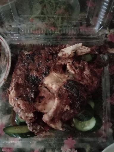 AYAM PANGGANG PAK MAN SUKA