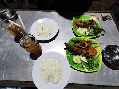 WARUNG SEAFOOD MERDEKA