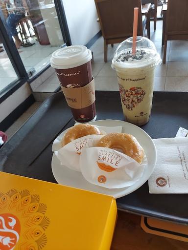 J.CO DONUTS & COFFEE