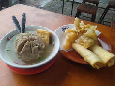 BAKSO SUPER TENIS