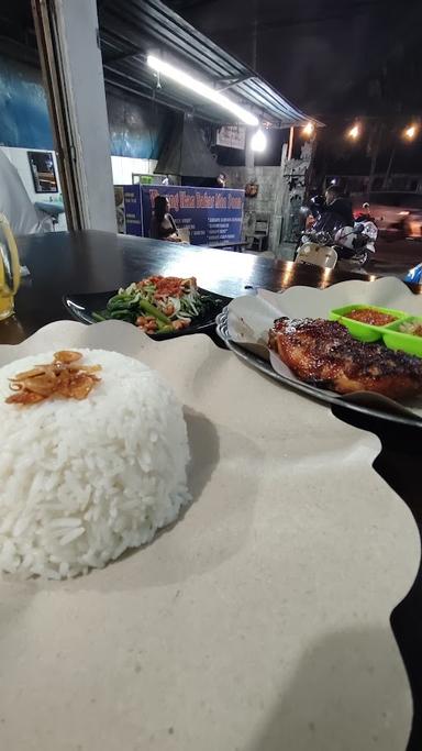 WARUNG IKAN BAKAR MEN DONA