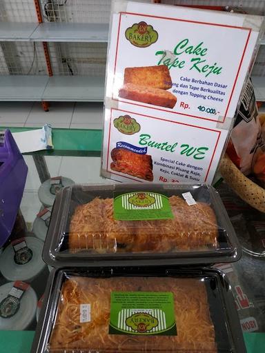 BAKPIA KURNIA SARI RINGROAD UTARA