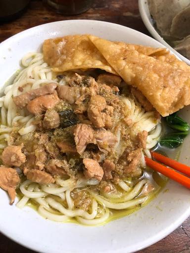 BAKSO & MIE AYAM RESTU