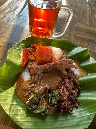 GUDEG CEKER MBAK HENY