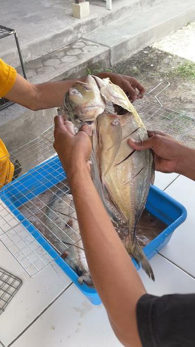 LAUT TIMOR - WARUNG IKAN BAKAR KHAS NTT