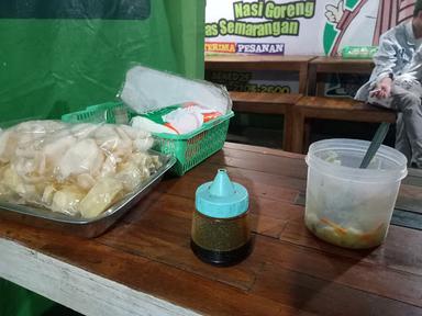 NASI GORENG SPESIAL ISO BABAT KANG GUDEL