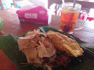 NASI PECEL JAMUR PAK PANDU KLATEN DAN SOTO AYAM