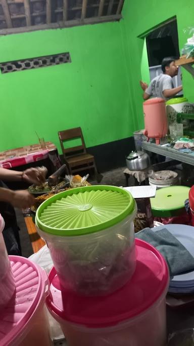 PECEL LELE TOLU