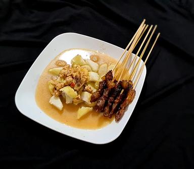 SATE KERE DAGING SAPI MAS DI