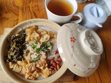 SEJATI BAKMI DAN BUBUR