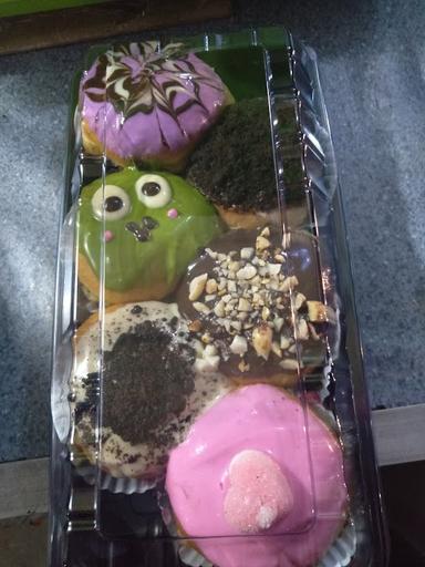 LIDYA DONAT