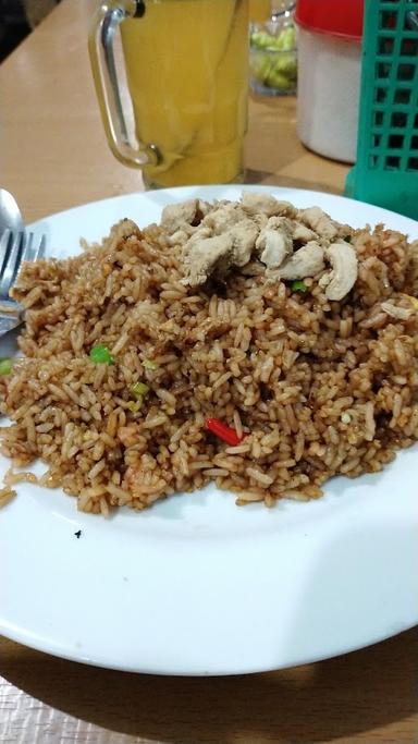 NASI GORENG PAK PARNO