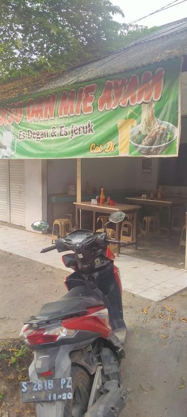 WARUNG BAKSO