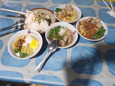 MIE AYAM DAN BAKSO URAT GAGEGO“WONG PATI”