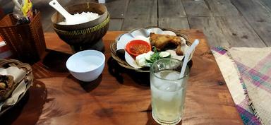 WARUNG SERBA SAMBAT