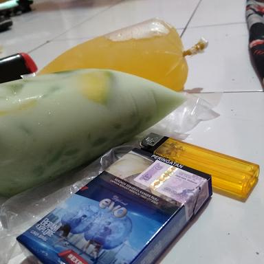 ES CENDOL MANG ISAK