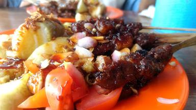 SATE PARKIRAN NIAGA