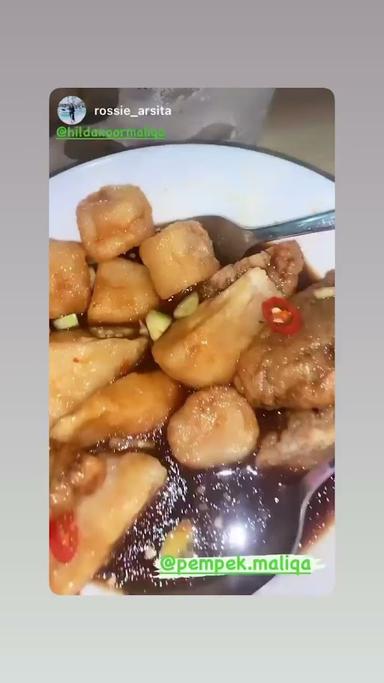 PEMPEK MALIQA