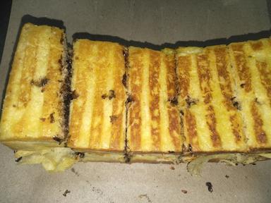 ROTI BAKAR BANDUNG CIWONG