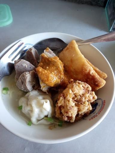 BAKSO BARONGAN CAK TRIMO