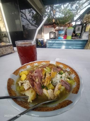 BAKSO TUMPENG NARU & SOTO SEGER