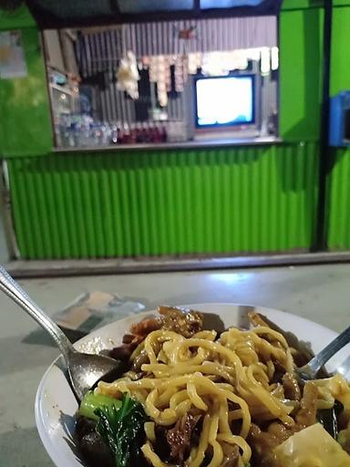 MIE AYAM CAK PA'I