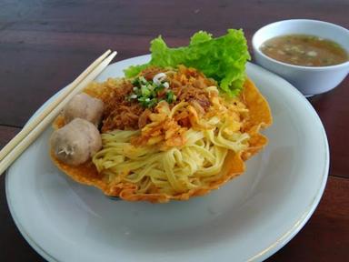 MIE KAPOK LOMBOK