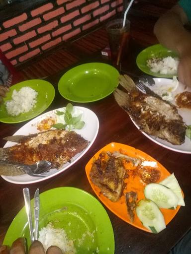 WARUNG LESEHAN 99