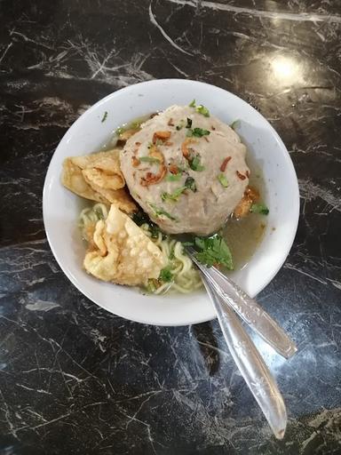 BAKSO H. HASIM DUDUK SAMPEYAN