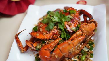 CRAB N CO SEAFOOD KEPITING