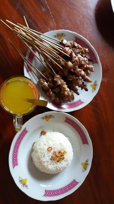 WARUNG SATE KAMBING MERDEKA