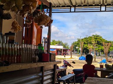 WARUNG KOPI MAKNYUS