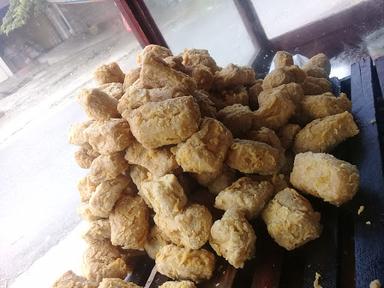 AYAM KENTUCKY DAN TAHU CRISPY PAK MUH IRFAN