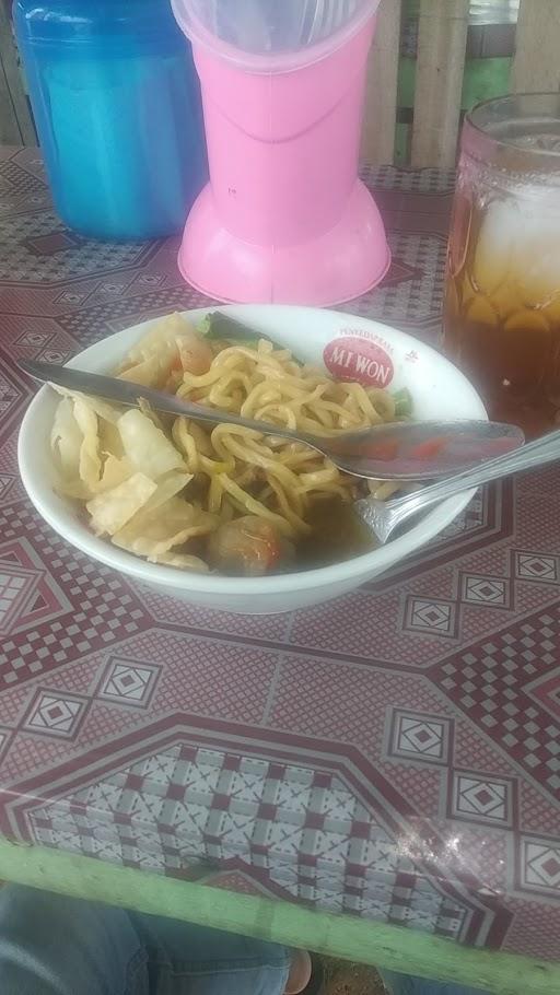 BAKSO BALUNGAN & MIE AYAM