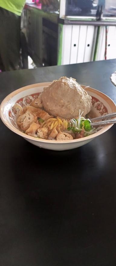 BAKSO PAK TO