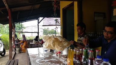 SATE KAMBING POJOK LOWAYU