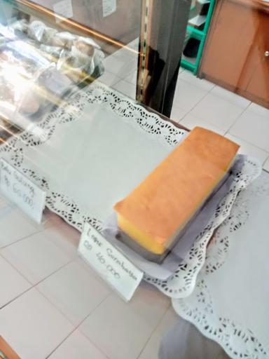 LOTUS BAKERY & CAKE