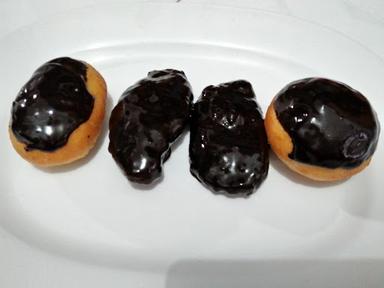 ANEKA KUE LESTARI