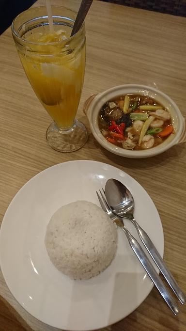 BAKSO LAPANGAN TEMBAK MALL CIPINANG